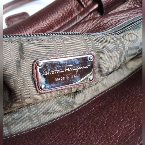 Salvatore Ferragamo Top Handle Bag DH-21 A501 Leather Hand Bag - Picture 5 of 13